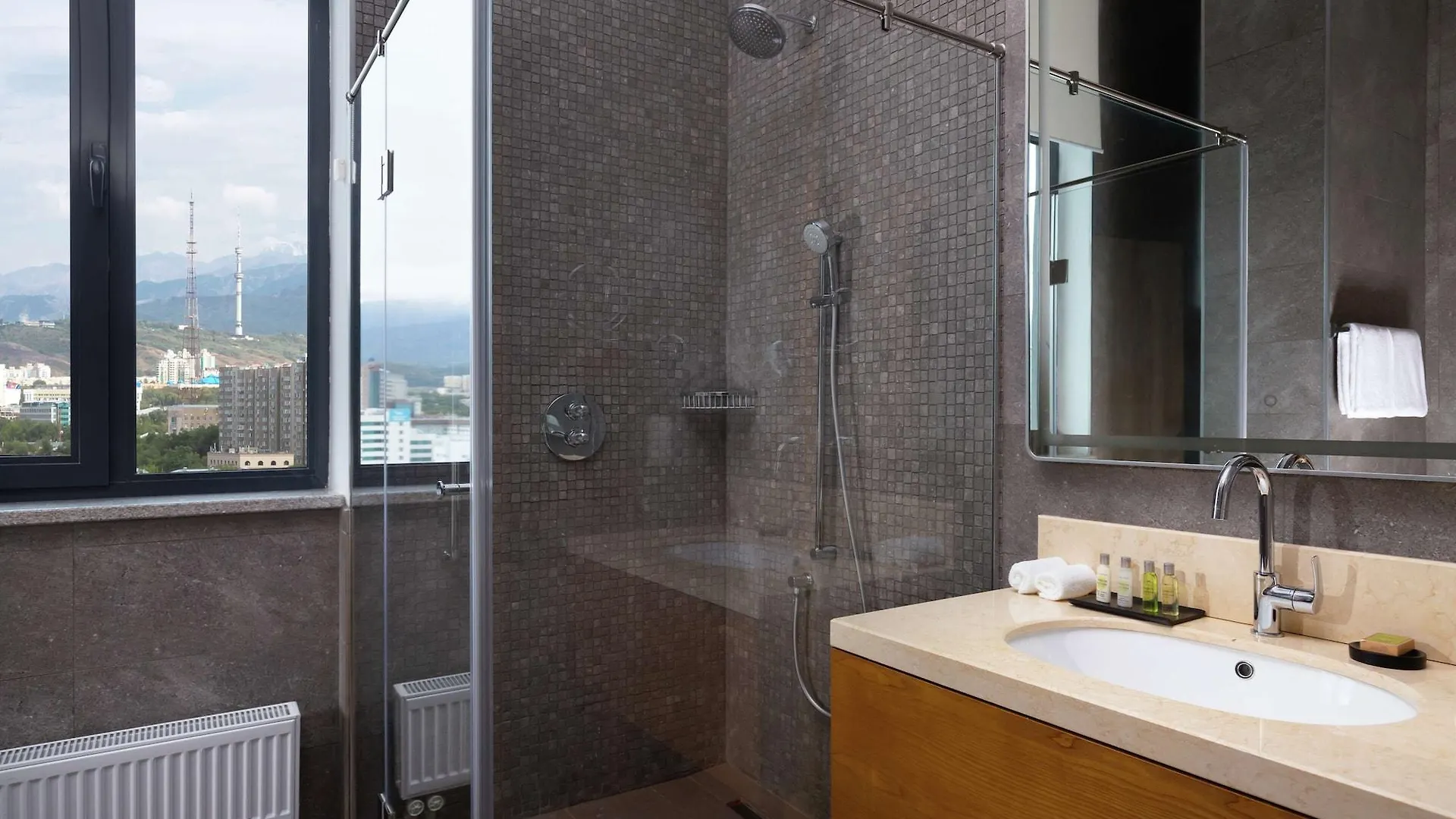 Doubletree By Hilton Almaty Ξενοδοχείο 5*,  Καζακστάν